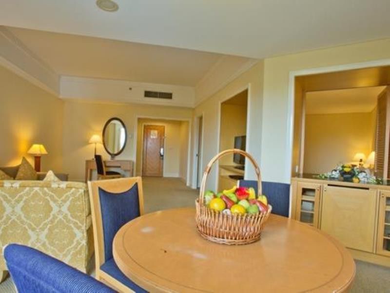 로얄 출란 세렘반 호텔 외부 사진 A suite at the Grand Hotel